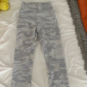 Lulu lemon high rise leggings 28” white camo